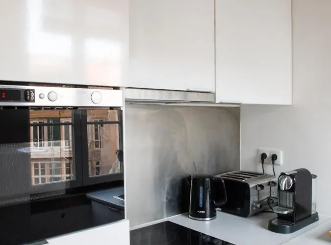 Palm Tree House, Apartemant In Principe Real Lisboa
